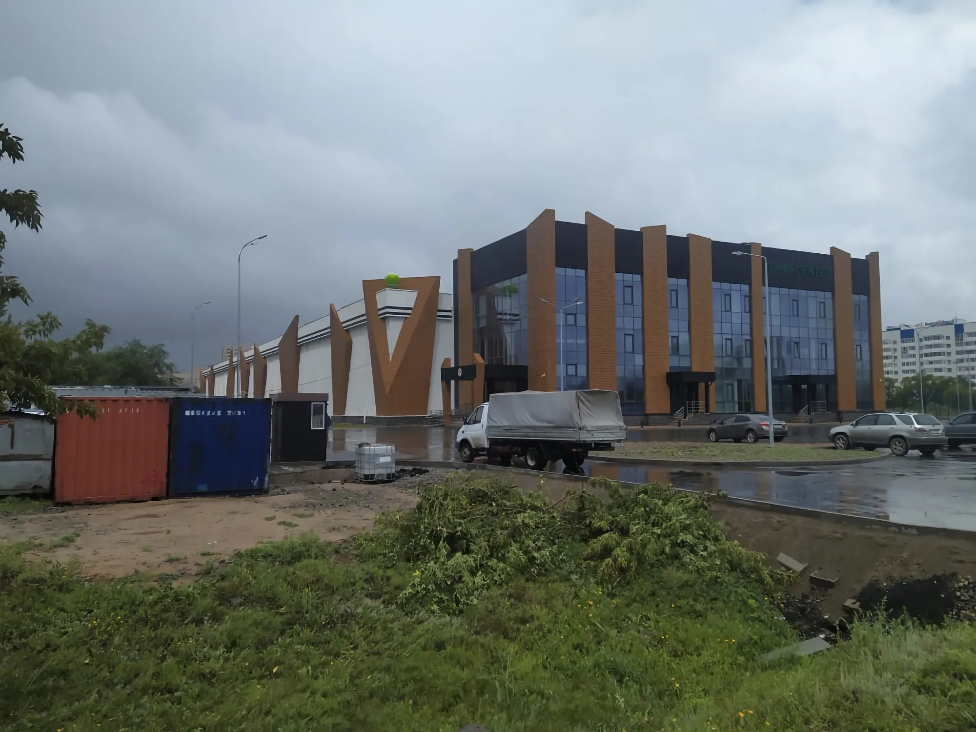 Теннисный корт